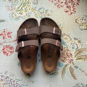 Brown kids Birkenstocks